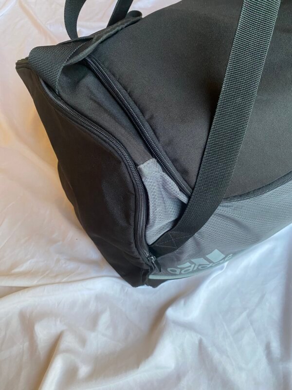 Adidas sports bag - Image 2