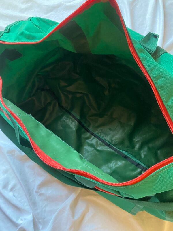 GREEN? - Image 4
