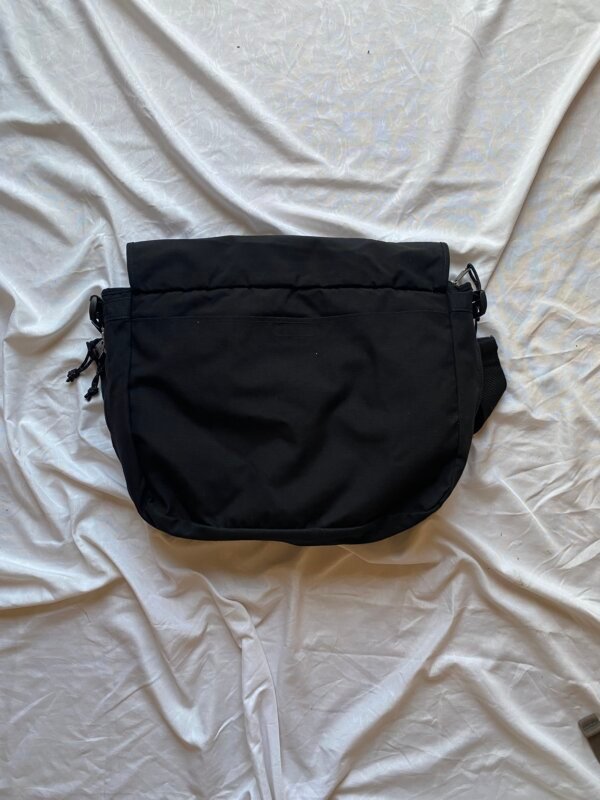 EASTPAK MESSENGER BAG - Image 2