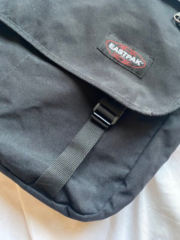 EASTPAK MESSENGER BAG - Image 4