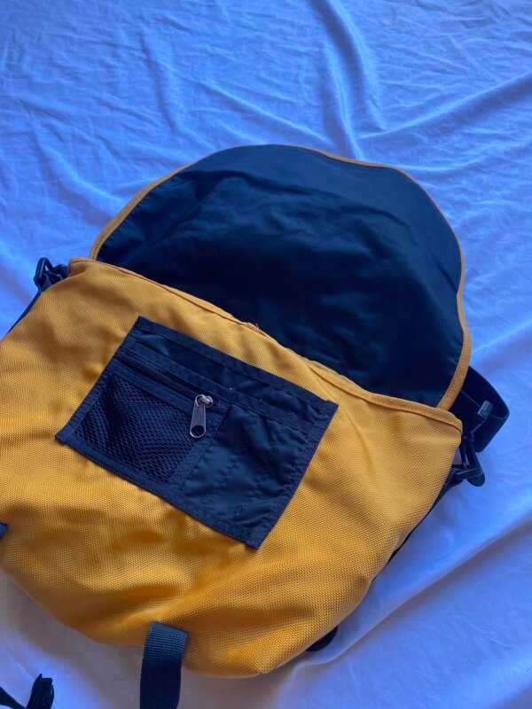 EASTPAK MESSENGER BAG - Image 4