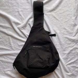 FULL BLACK SLING BAG